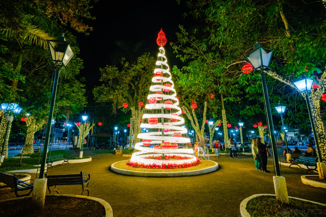 Socorro Luzes de Natal é atração no final de semana Rota das Águas